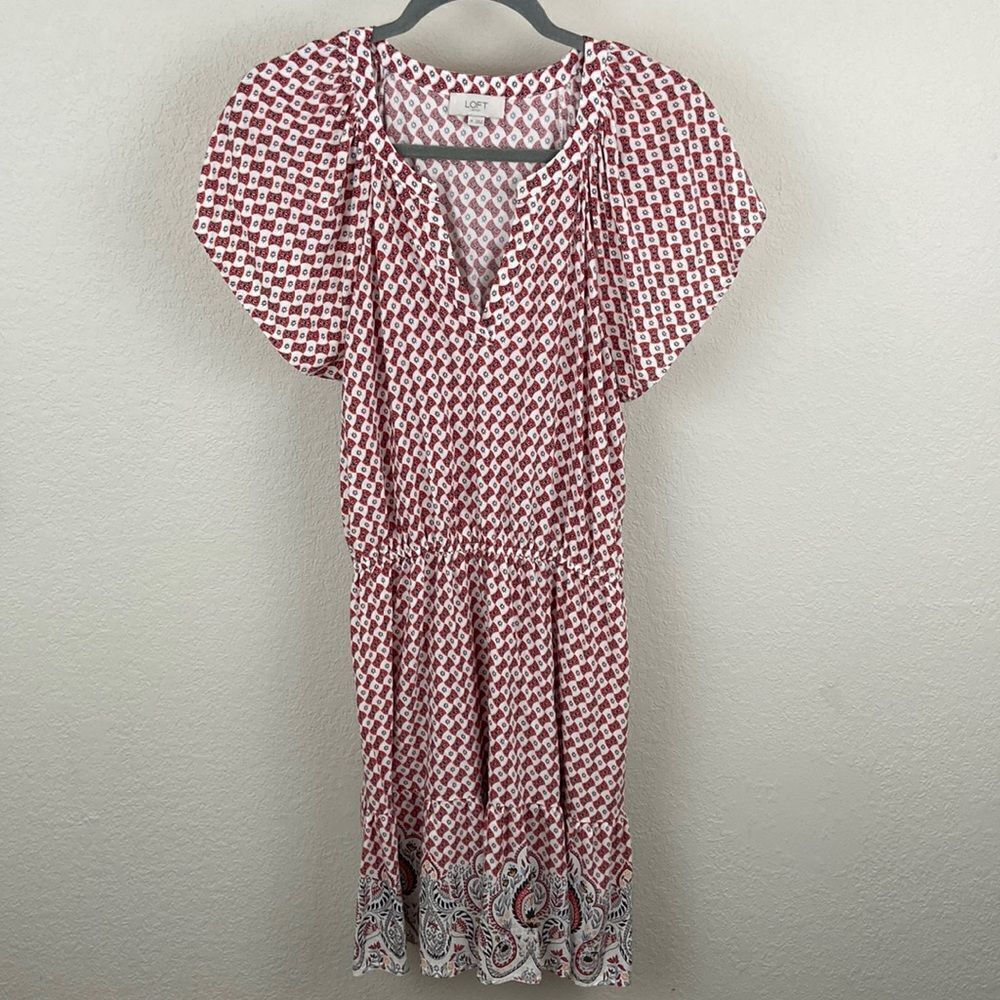 LOFT Red and White Patterned Floral Dress size Medium